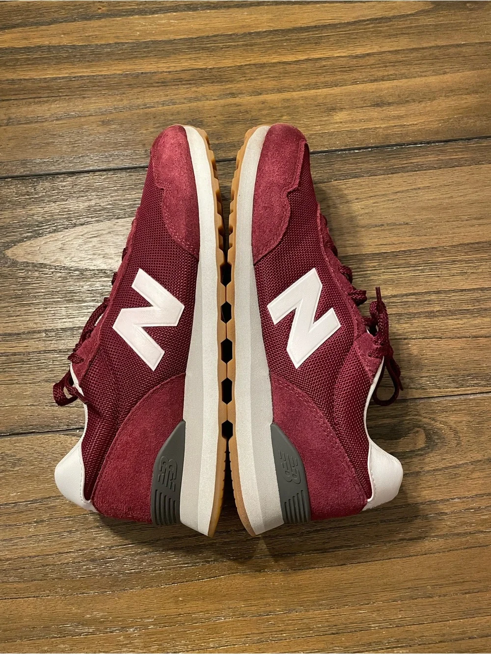 New Balance 515 v3 Men’s Size 10 Burgundy Red Sneakers ML515HG3 Gum Sole Suede